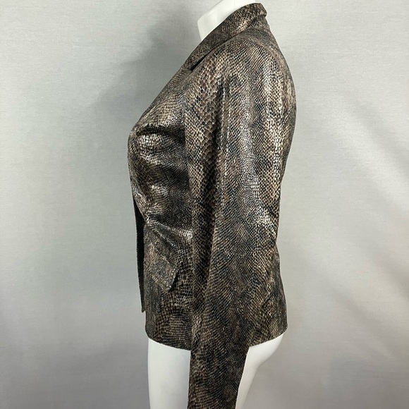 Betty Barclay Faux Snakeskin Blazer - Picture 3 of 8